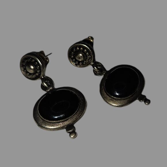 Vintage Black Oval Cabochon Drop Earrings Silver Tone Boho Dangle Studs - Picture 1 of 4